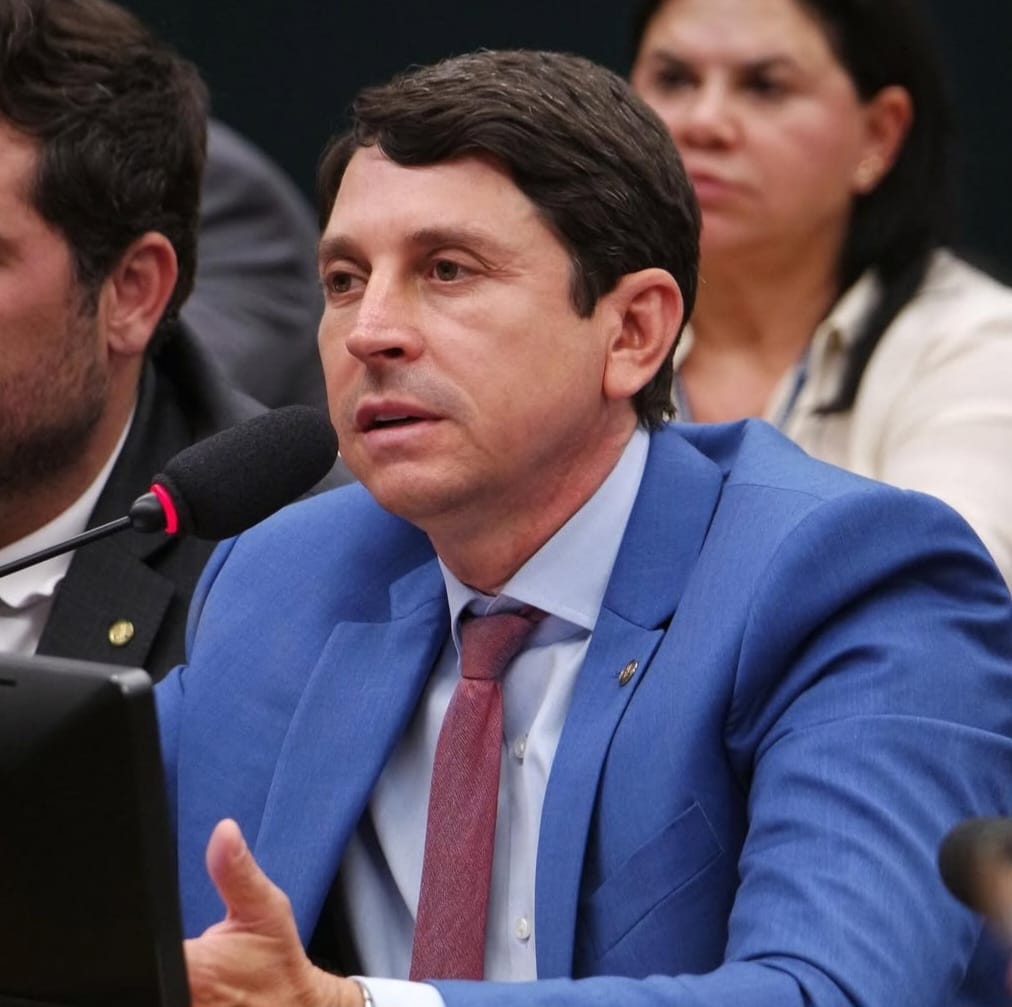 Comissão do Esporte aprova audiência pública para discutir arbitragem no futebol