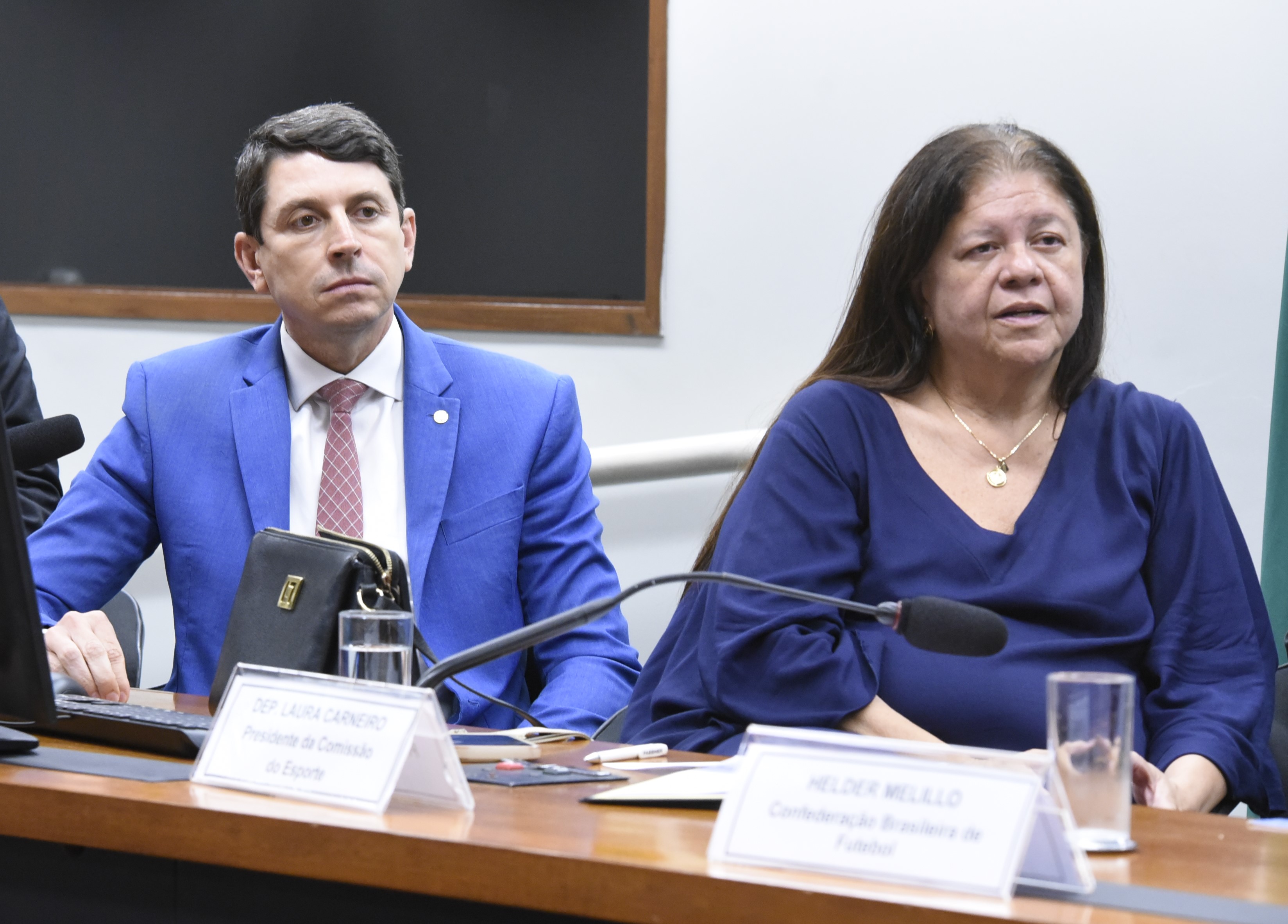 Audiência pública discute profissionalização e critérios de escolha da arbitragem no futebol