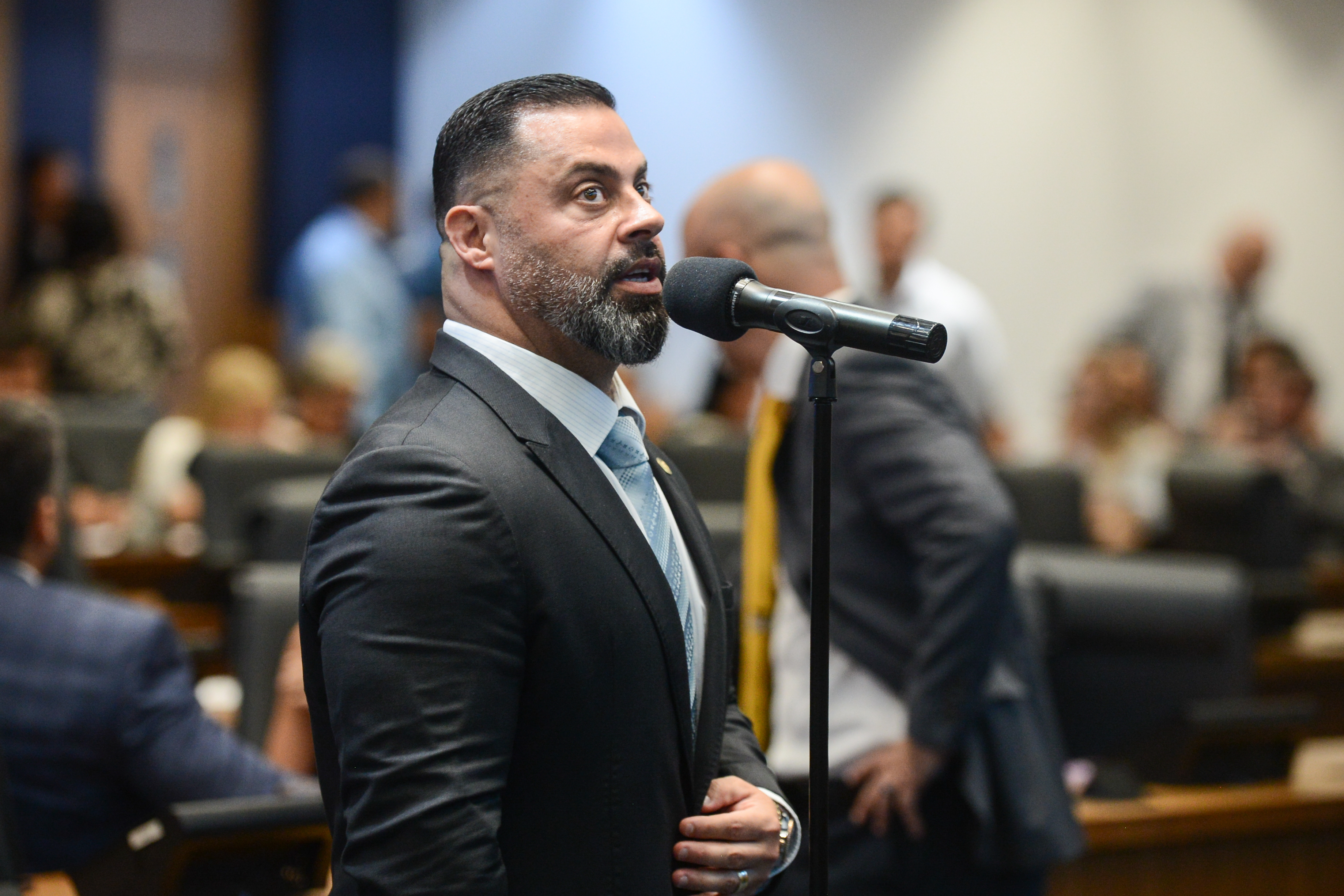 Hospitais e clínicas de saúde poderão ser obrigados a informar relação de médicos de plantão