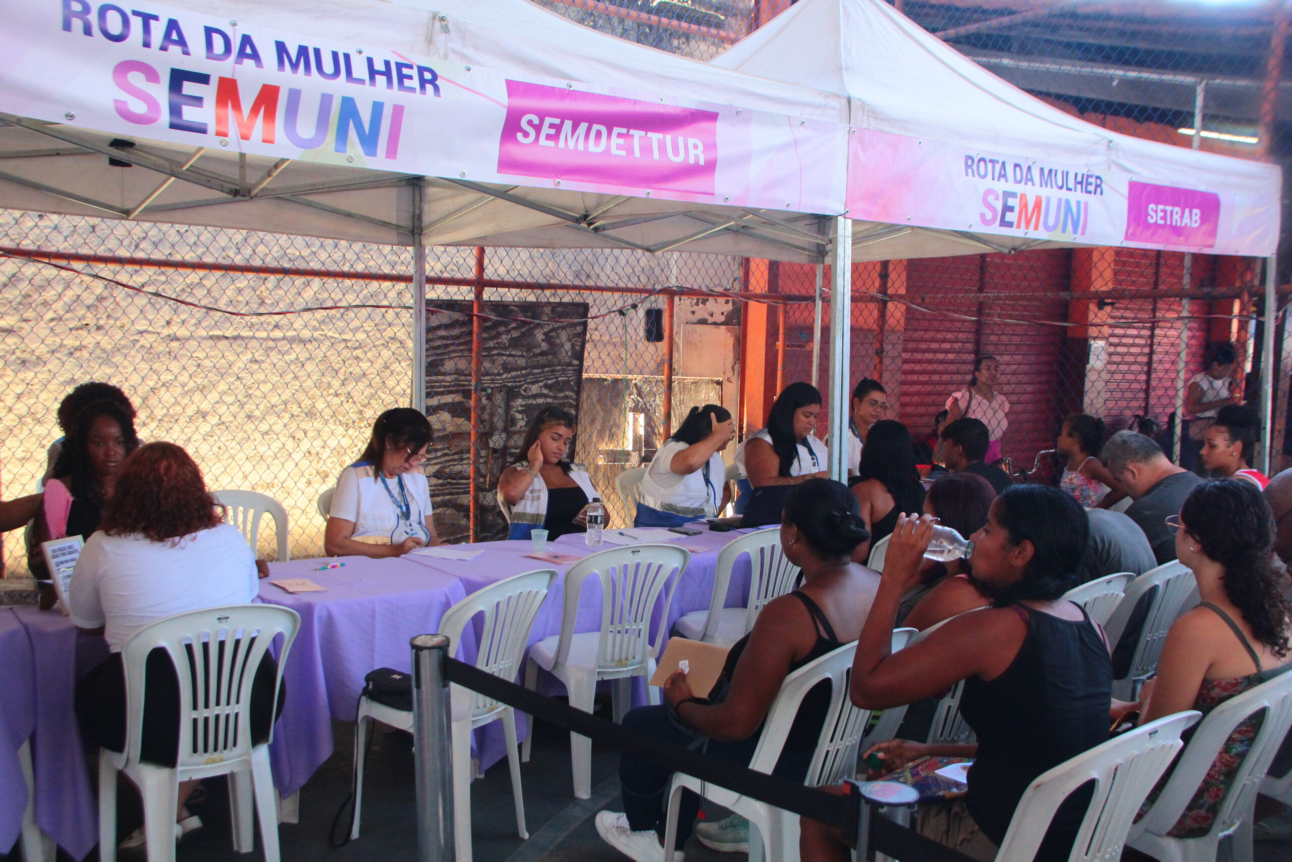 Nova Iguaçu leva saúde, emprego e cidadania a seis bairros com a Rota da Mulher