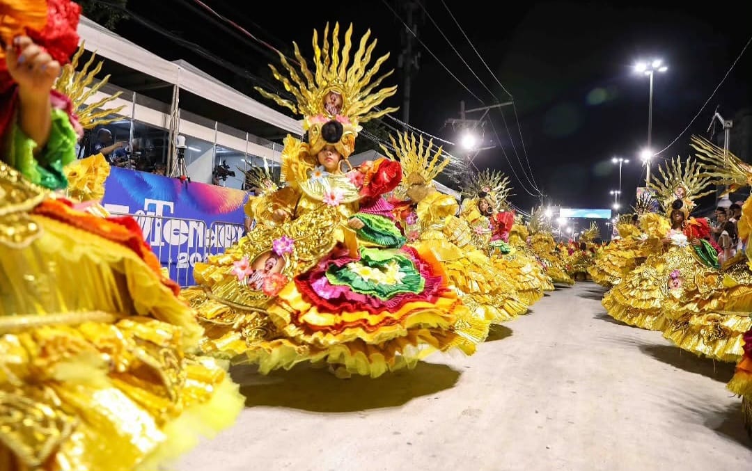 Carnaval renasce em Nova Iguaçu com desfile histórico na Via Light